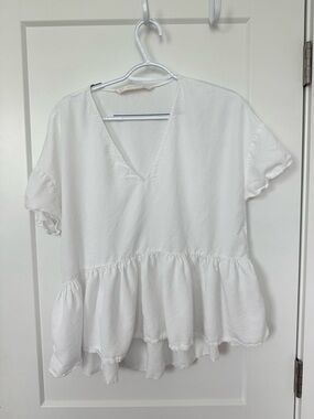 Zara White V-Neck Ruffle Hem Peplum Blouse